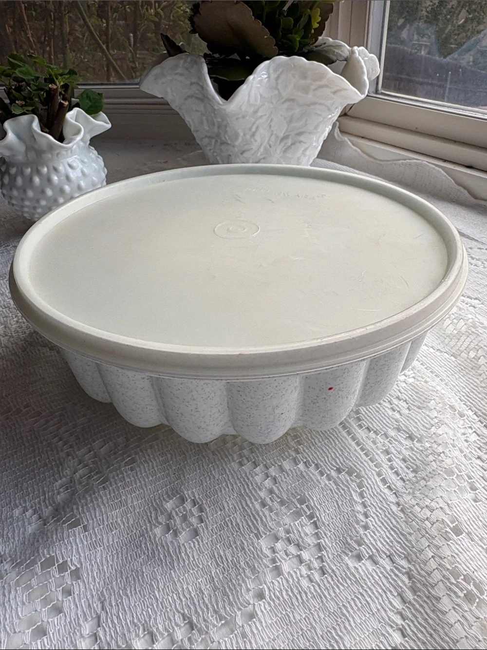 Jello Mold - Tupperware